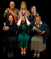 /album/pequenos-secretos-de-familia/foto-cartel-jpg/